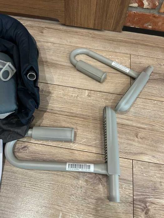 Siedzisko dla maluszka montowane do stołu