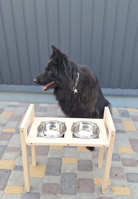 Стойка для кормления собак с регулировкой