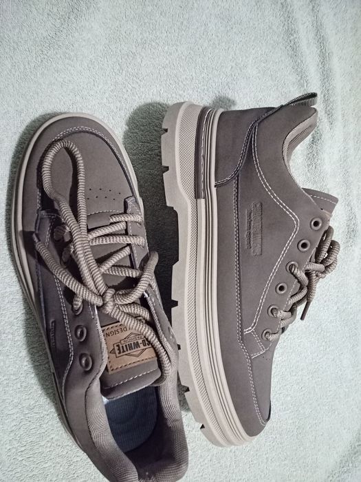 Продам чоловічі лофери