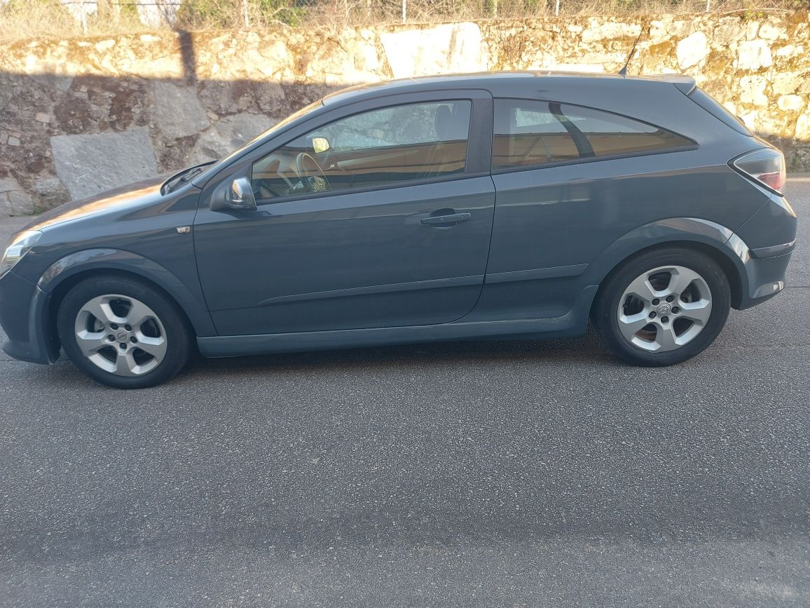 Opel astra GTC 1.3 CDTI 2006
