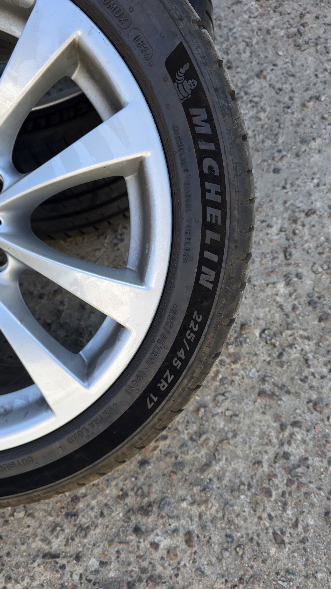 Літні шини Michelin Pilot Sport 5 245/40 R17 95Y XL та 225/45 94Y XL