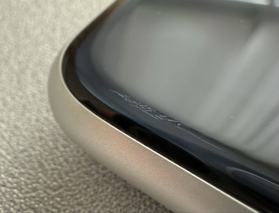 Apple Watch 8 45mm - srebrny aluminium + paski