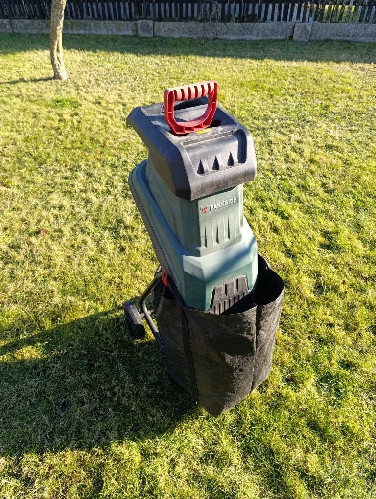 Rozdrabniacz do gałęzi Parkside.