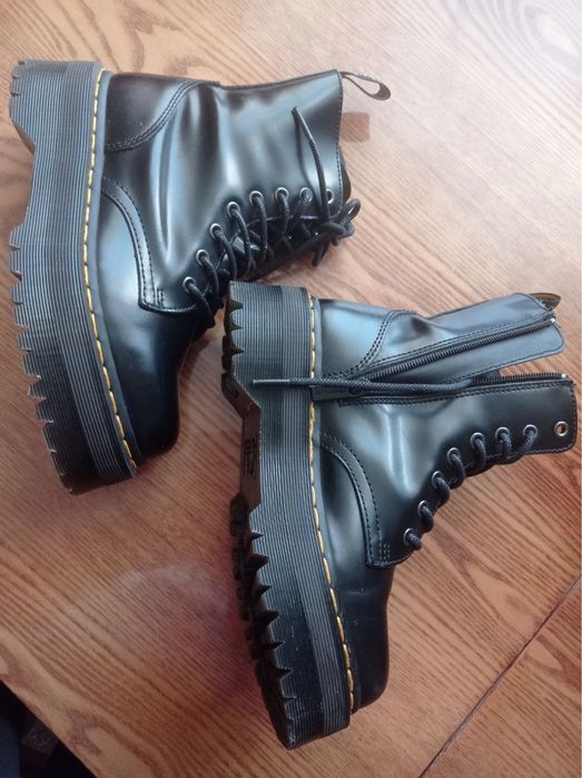 Черевики Dr. Martens