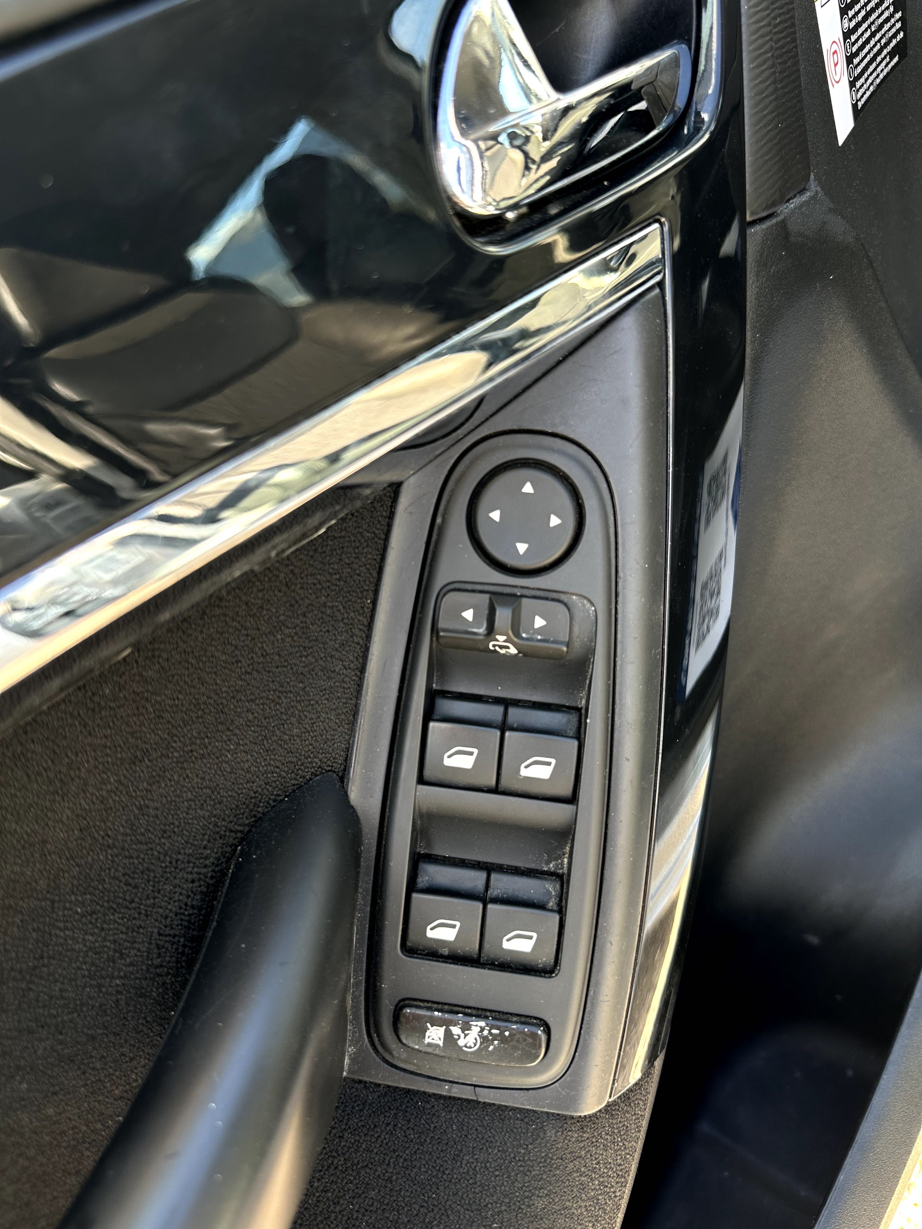 Продам Citroen C4 Picasso 2012 рік можлива розстрочка, кредит, обмін!