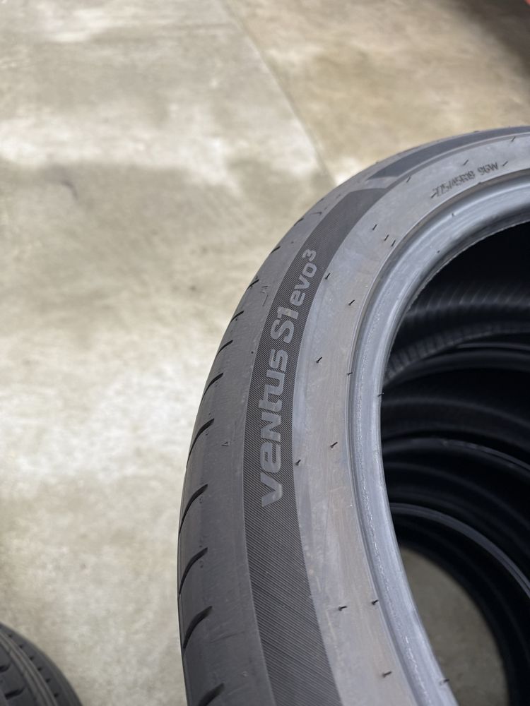 225/45/19 Hankook Ventus S1 Evo 3