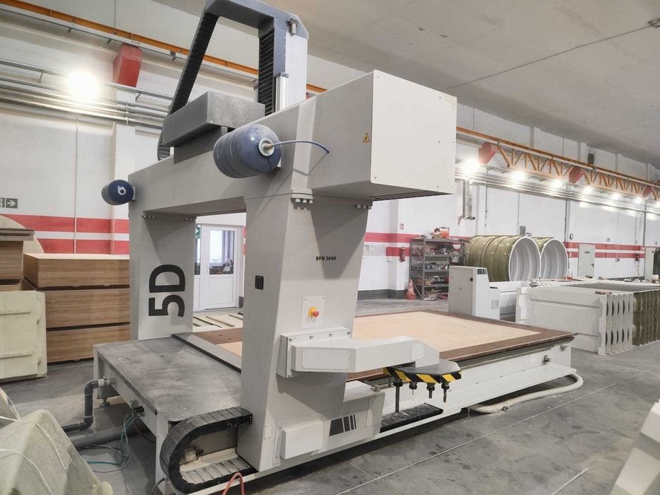 CNC KIMLA 3040 5 osi 2019 r. centrum obróbcze