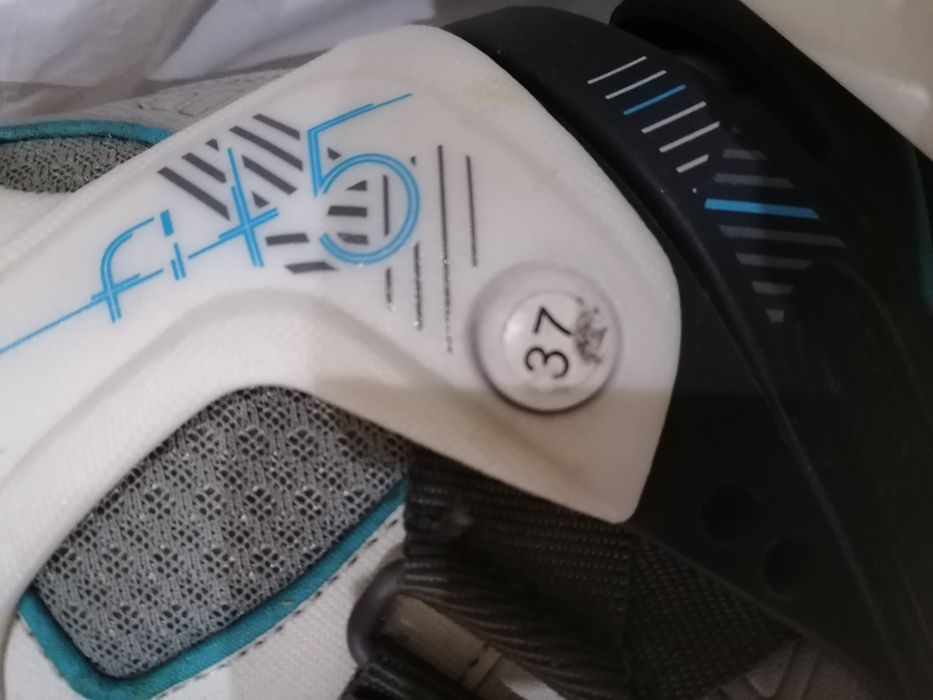 Patins em linha marca Oxelo fit 5