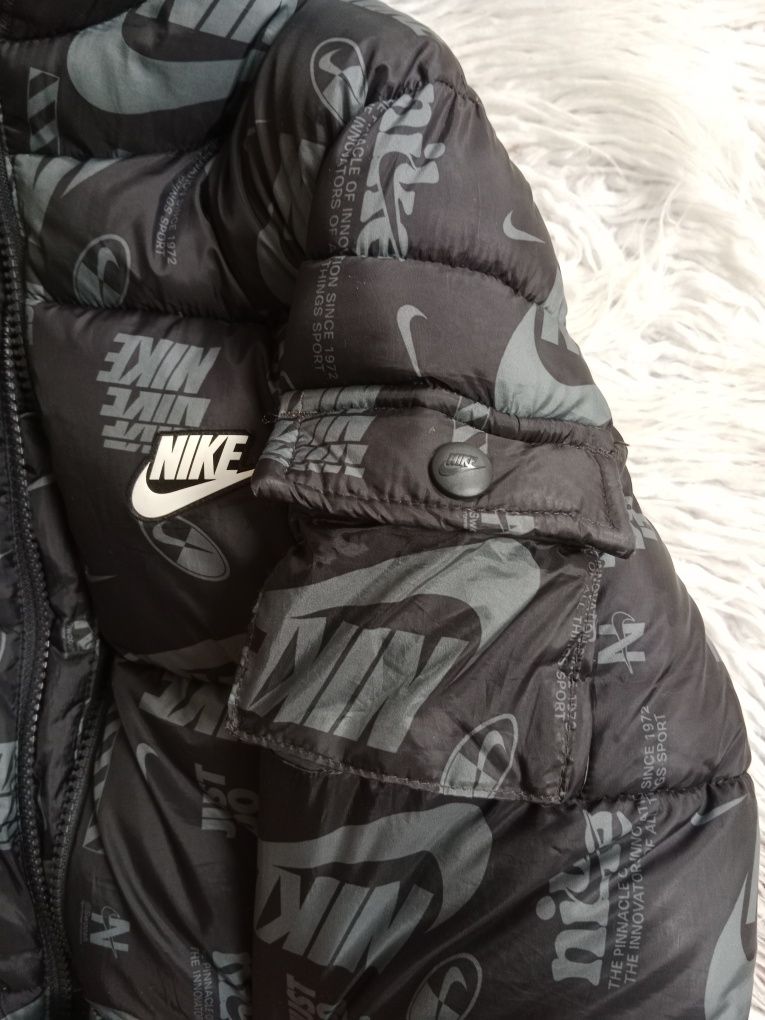 Dziecięca kurtka Nike
