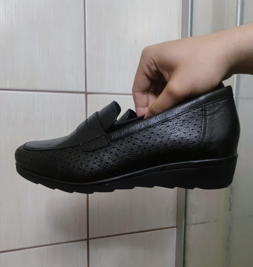 buty damskie 43 Medicus mokasyny półbuty czarne eleganckie ciemne czół