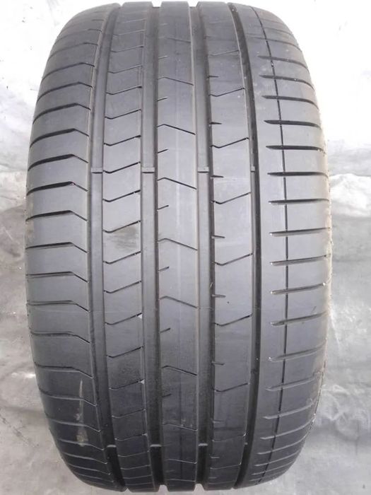 Pirelli P zero 275/40 R19 101Y 2025 7.5-8mm