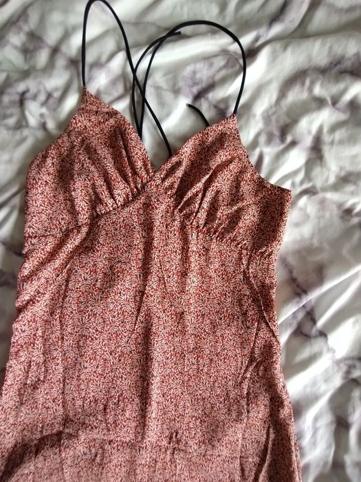 Sukienka na ramiączkach rozmiar s na m