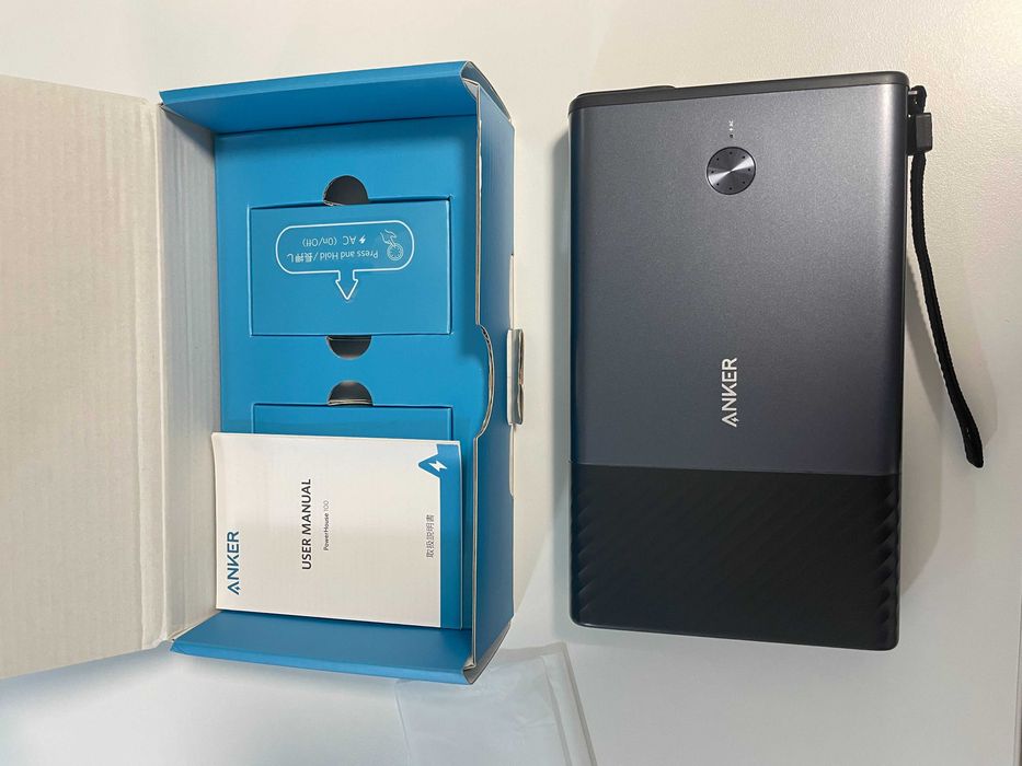 Anker 511 Portable Power Station Зарядна станція (87.6Wh | 100W) 110V