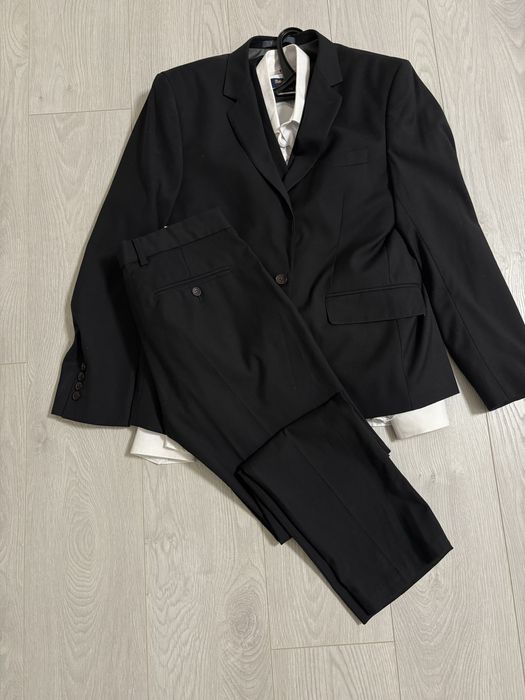 Чоловічий костюм трійка