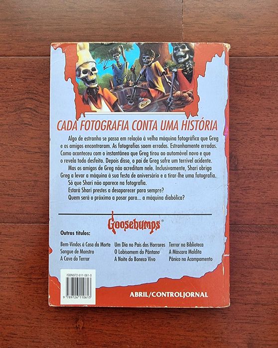 Livro "Arrepios - O Sorriso da Morte" Vol. 4 de R. L. Stine