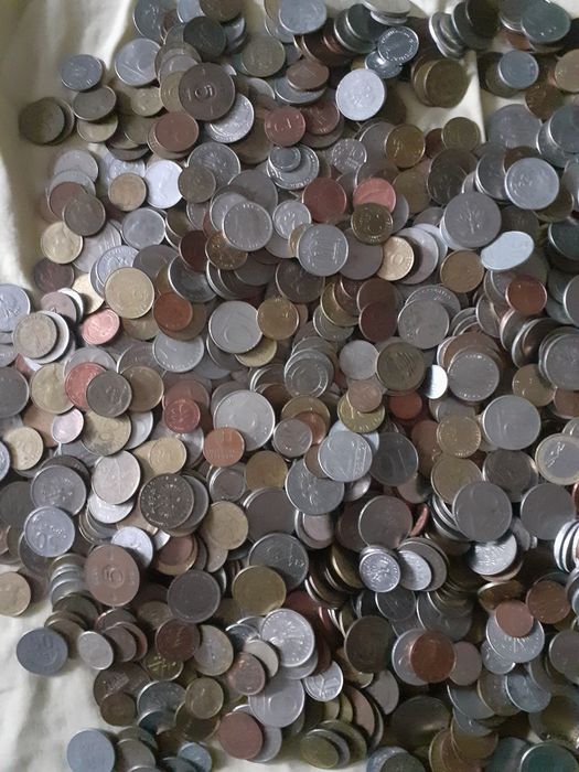 Monety ze świata różne roczniki