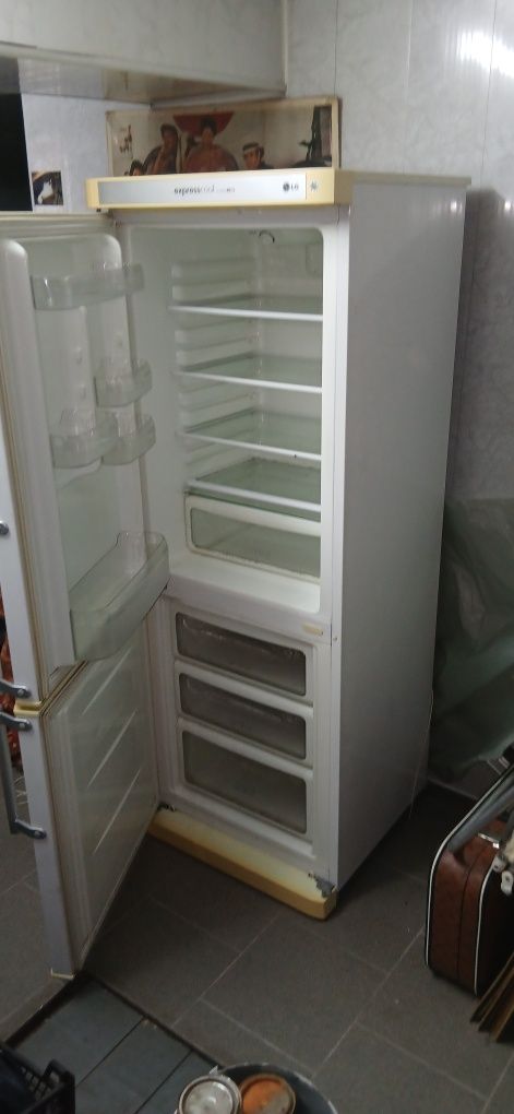 Холодильник LG expressionless gc309vs
