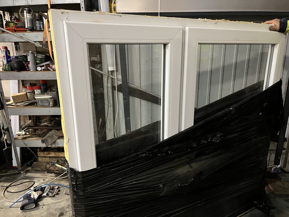 Okno z demontażu plus roleta zewnetrzna