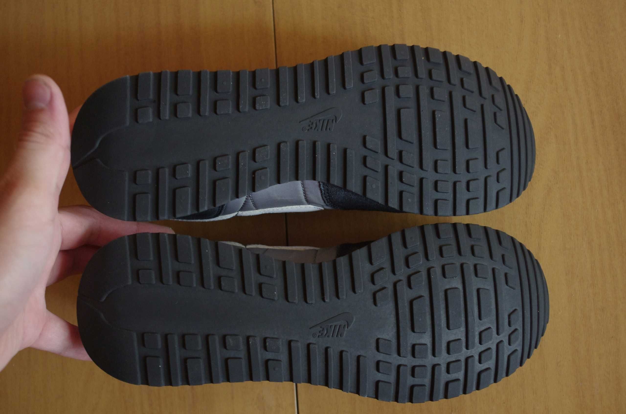 Кроссовки Nike Air Vortex black white cool grey оригінал 42,5 розмір