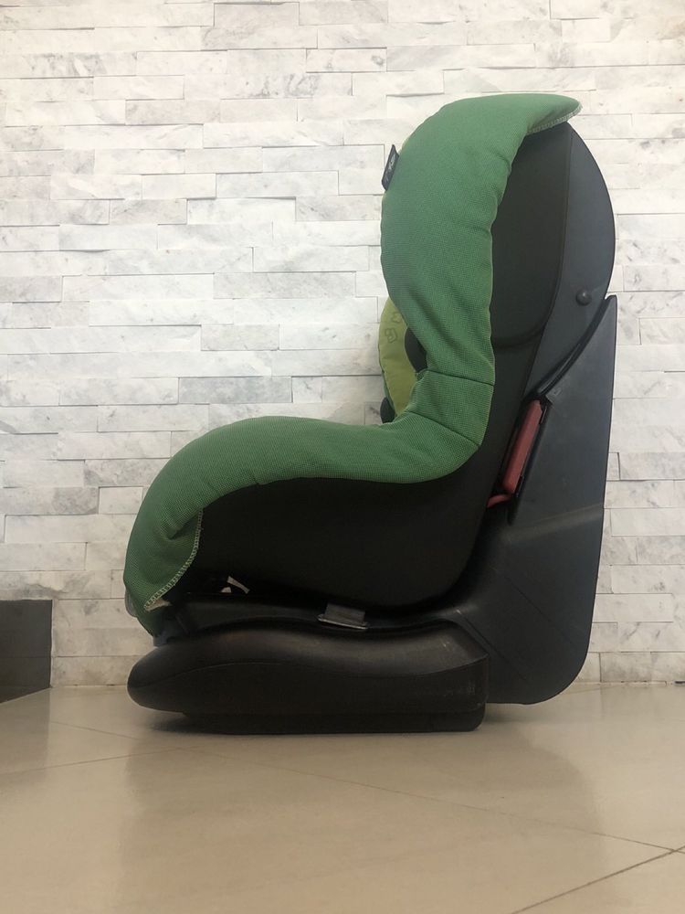 Автокресло Maxi-Cosi priori