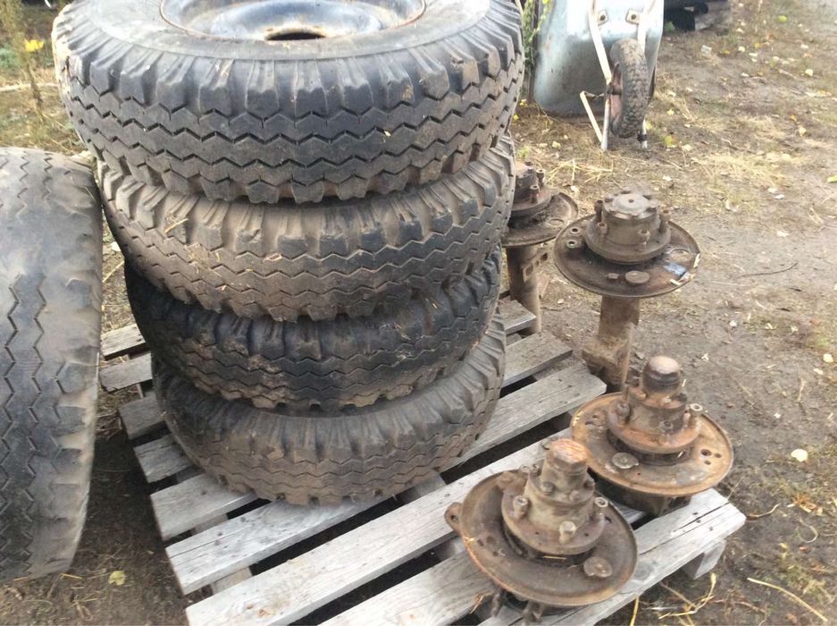 Комплект коліс на УАЗ з дисками