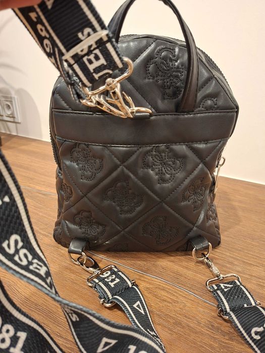 Plecak Guess super stan