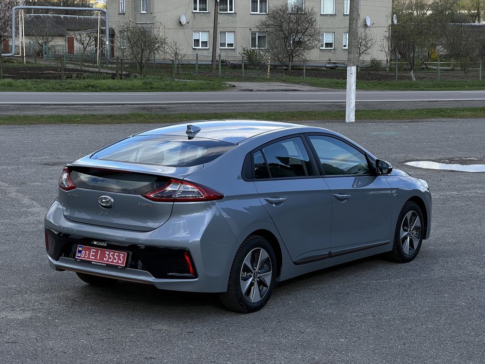 Hyundai Ioniq Electric 2018 28.3kWh