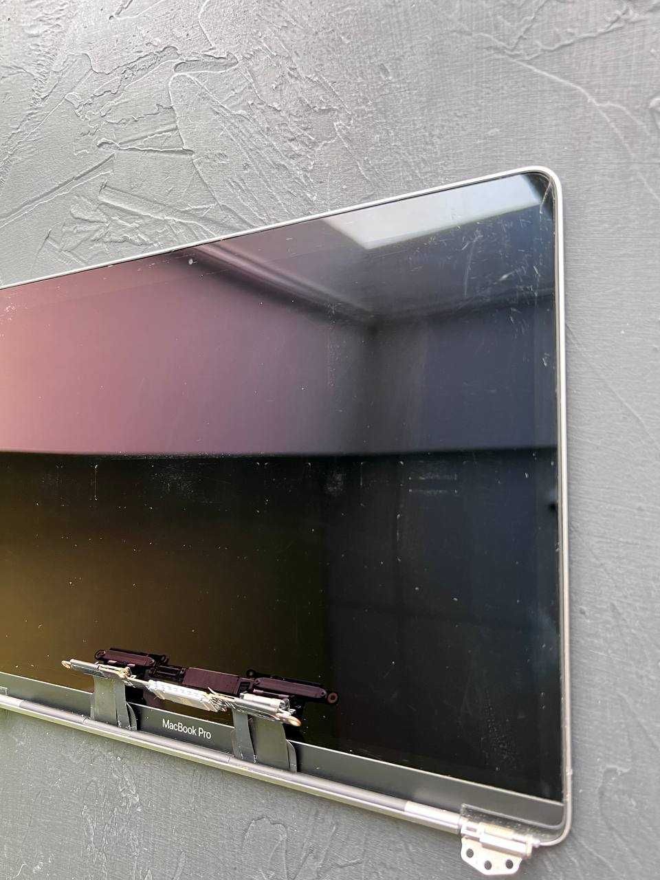 Дисплей MacBook Pro 13(2018-2020)Space Gray у зборі (LCD з кришкою)