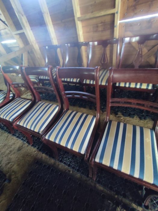 Sprzedam zabytkowe krzesła