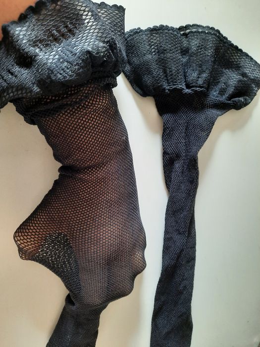 Echarpes. Meias rendadas compridas
