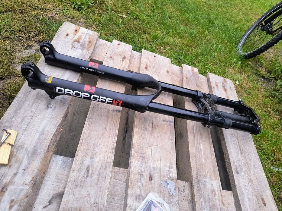 Marzocchi drop off air triple amortyzator powietrzny sztywna oś