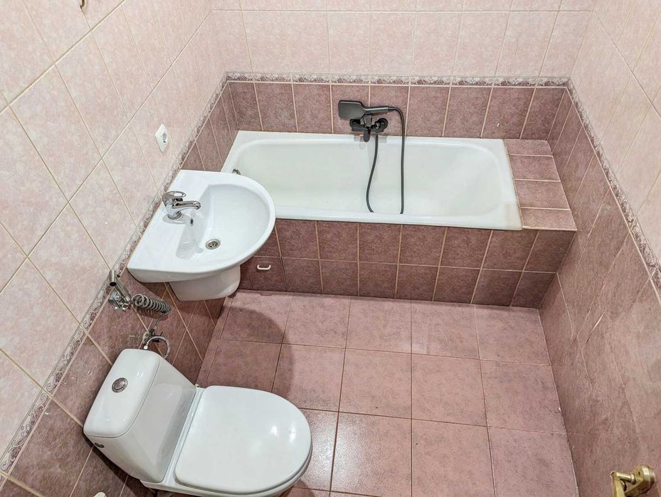 Будинок  20 км від Рівного в Зорі