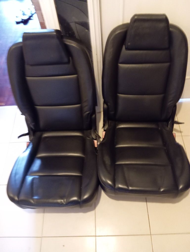 Bancos Pegeout 307