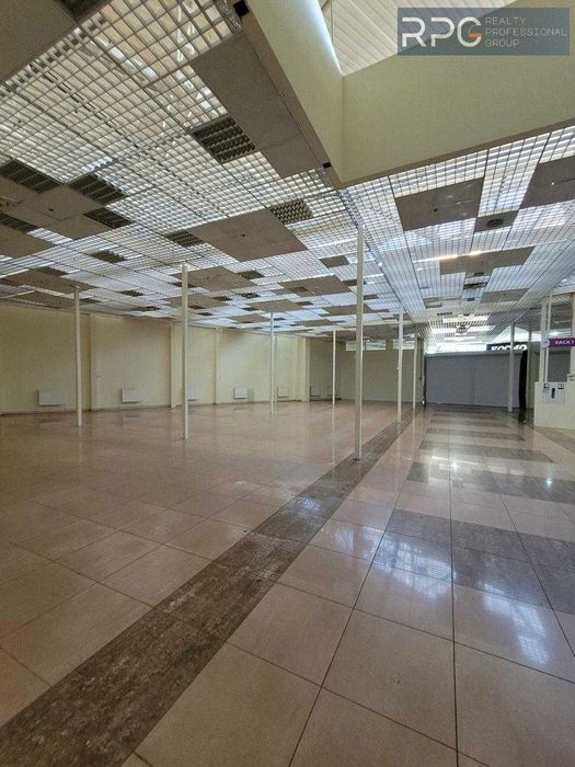 БЕЗ% оренда торгово-складського прим. 2330 м² ТЦ Глобал Північний міст