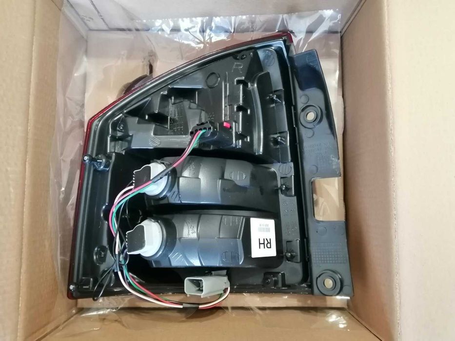 Задні фонарі Jeep Cherokee, Compass, Renegade, Patriot, лівий, правий