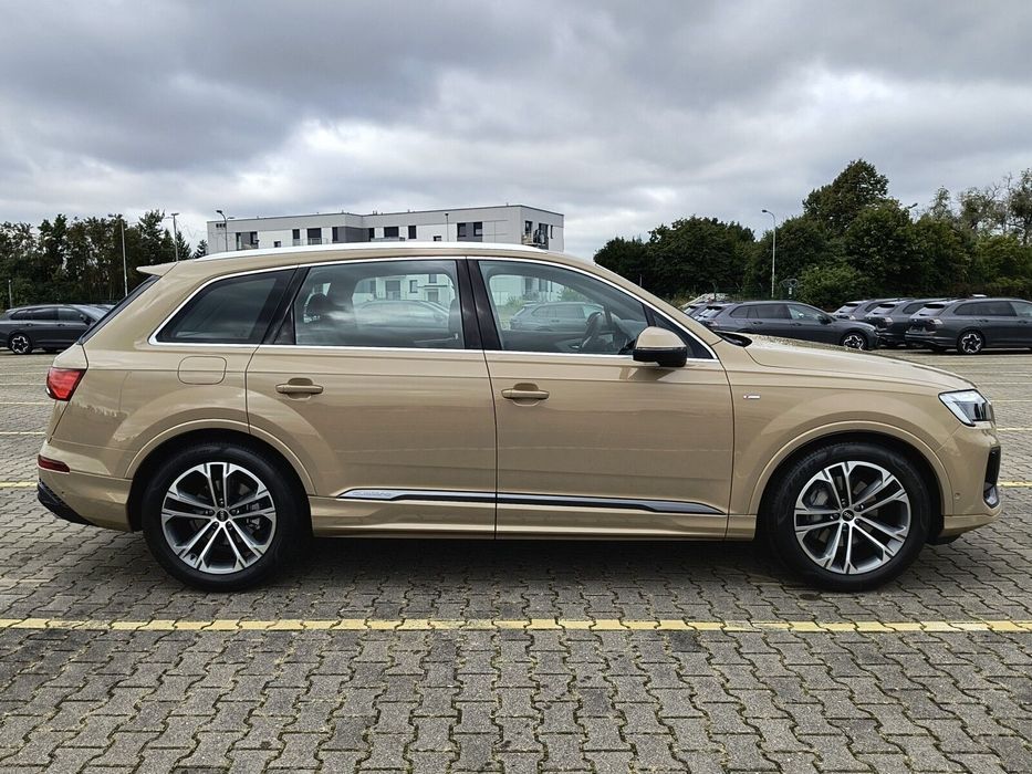 Audi Q7 Salon Polska, Dostępne w różnych konfiguracjach, Zapraszamy!