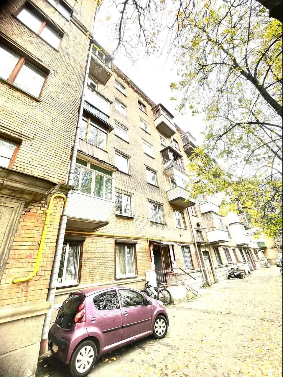 Без% 1 к, 54м, 1 п,продаж,вул. Костанайська  сталінка  м "Деміївська"