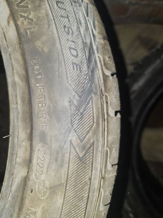 Зимова  резина 245/45 І 275/40 r19