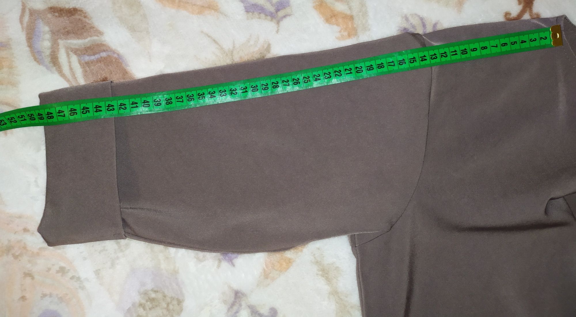 Продам платье женское размер L
