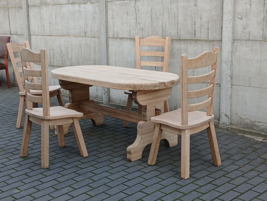 Zestaw stol z 4 krzeslami