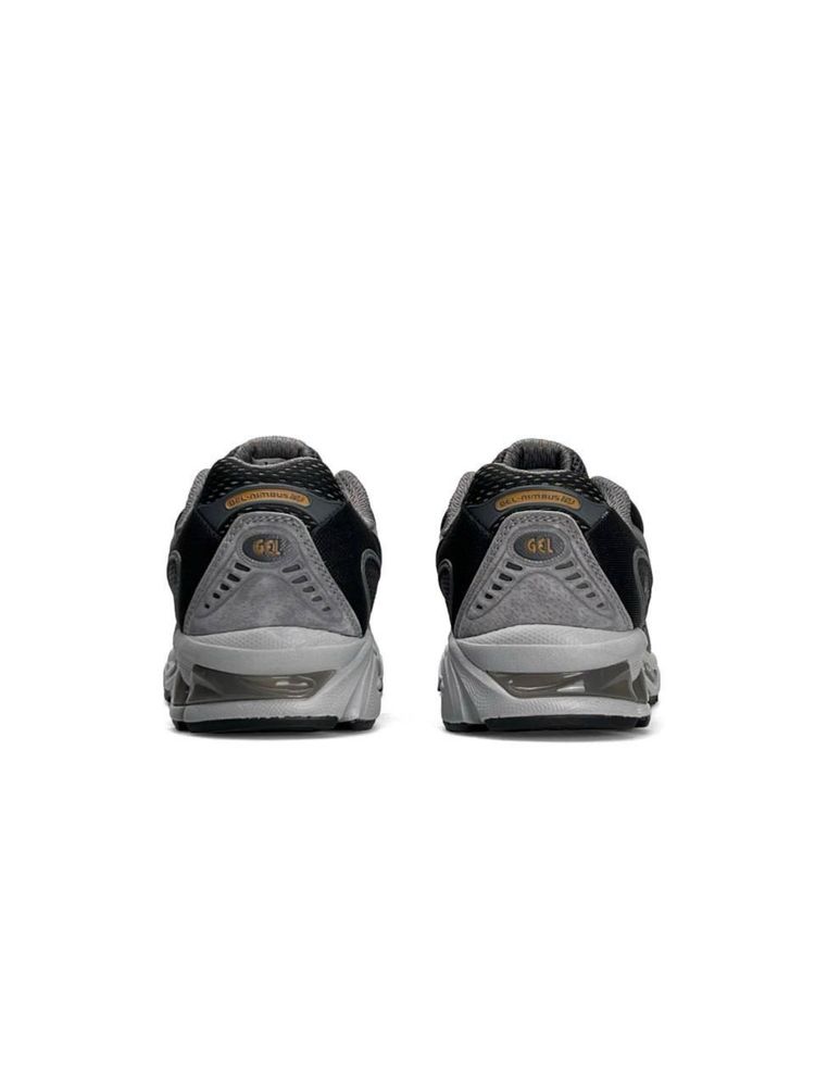 Чоловічі кросівки ASICS Gel-Nimbus 10.1