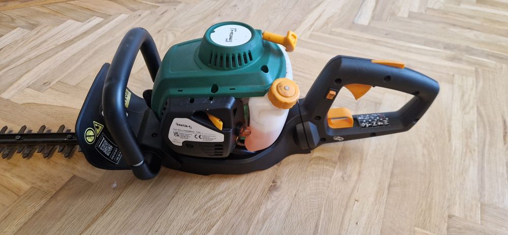 Nożyce spalinowe do żywopłotu