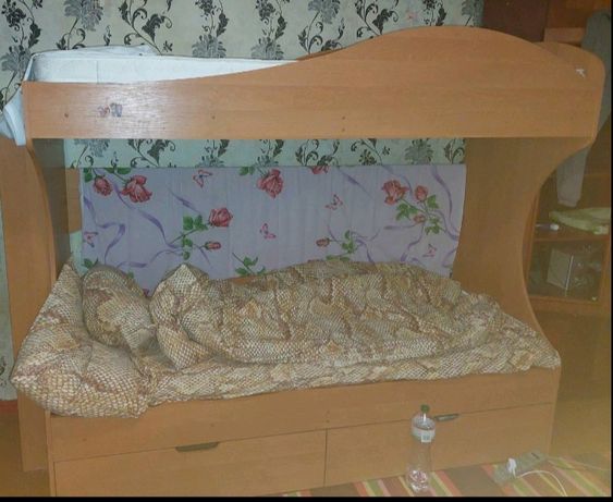 Продам двух яросную кровать