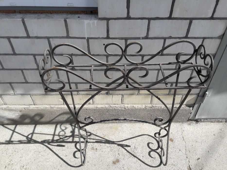 Подставки для цветов