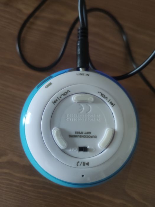 Conjunto de headphones e coluna bluetooth