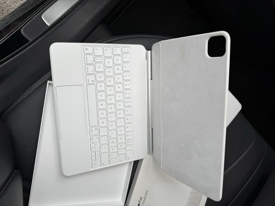 Чохол для поаншета Apple  Magic