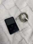 iPod Classic 80GB z oryginalnym kablem – sprawny, retro hit!