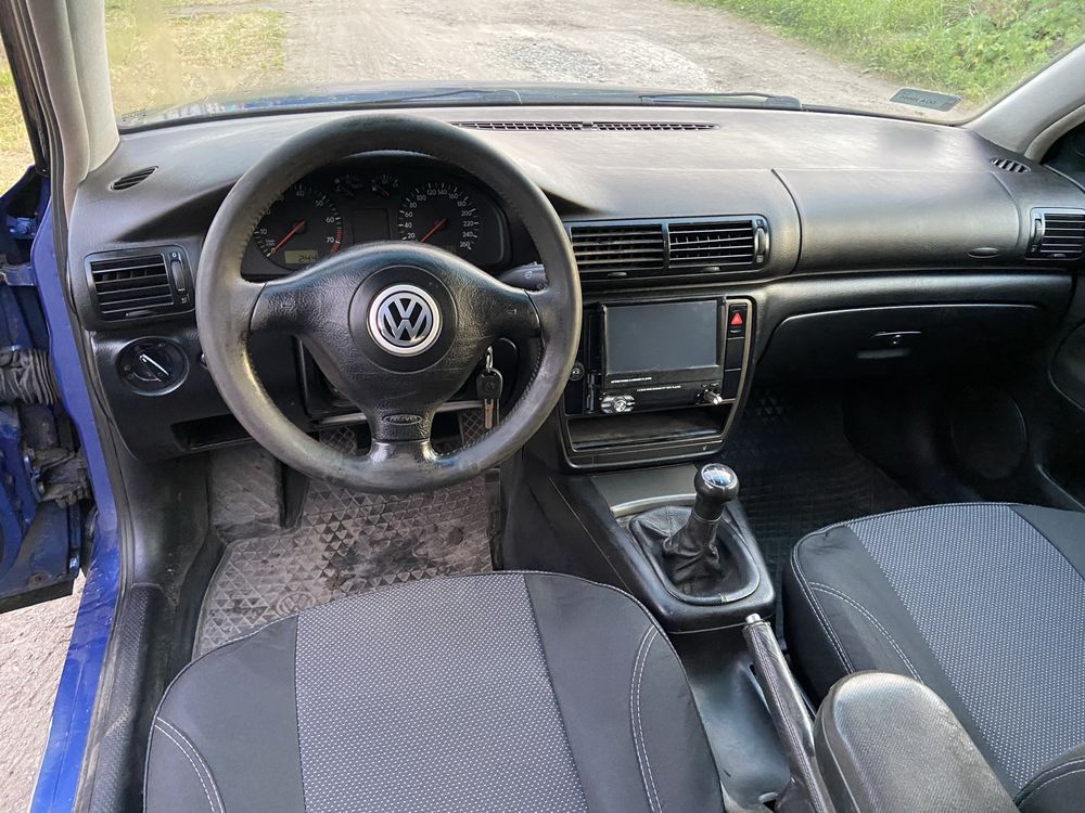 Volkswagen Passat B5.  1.8 Газ/Бенз. 1998 года