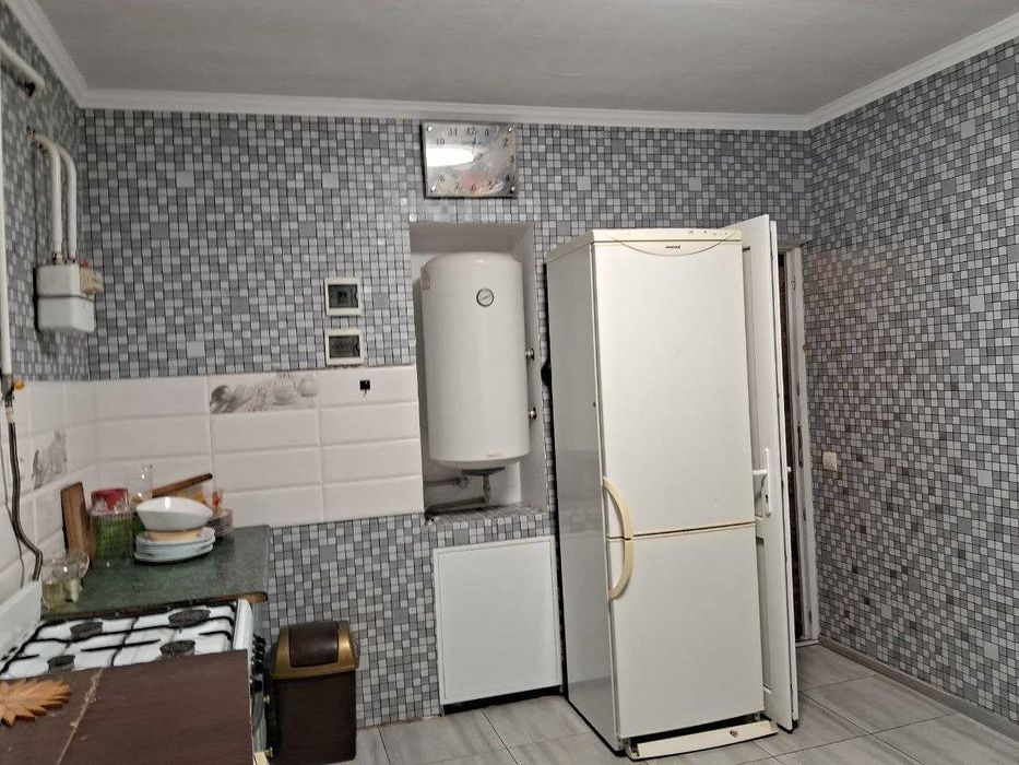 Продам будинок у Дніпрі .