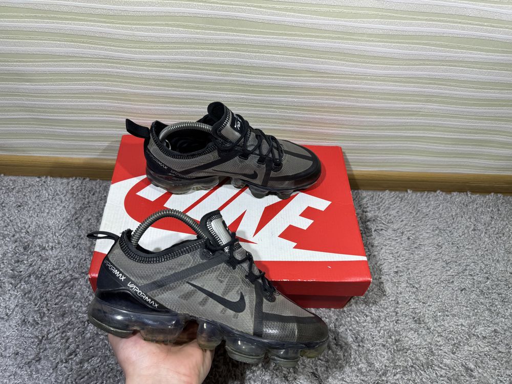 Кроссовки Nike Air Vapormax Розмір 37.5 Original Взуття